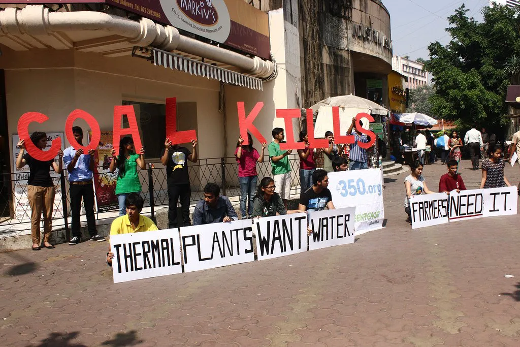 A greenpeace protest at Churchgate carries the message for maharashtra's deaf government - "Thermal Plants want water, farmers need it"