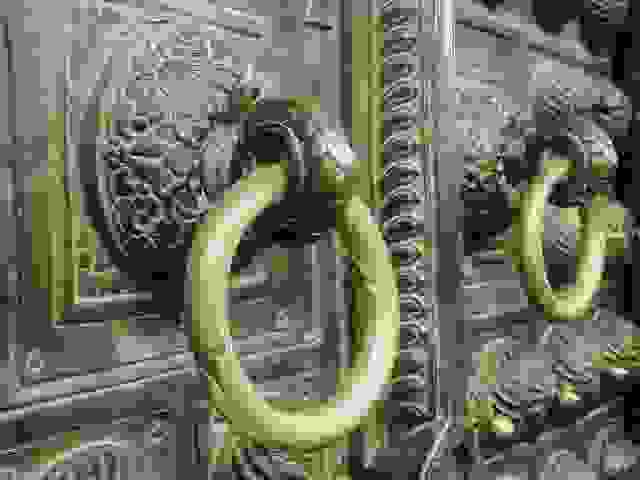 Detail of door of Patna Museum
