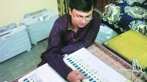 EVM taken home by officer on election duty in Varanasi